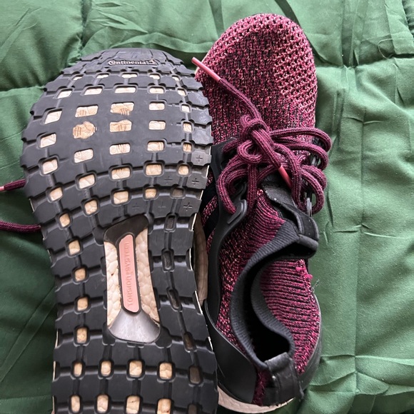 Adidas Ultra Boost- Women’s 7 - Picture 2 of 4